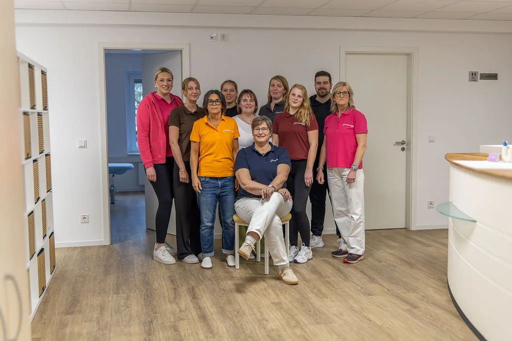 Das Team des Therapiezentrums Barop im neuen Praxisraum